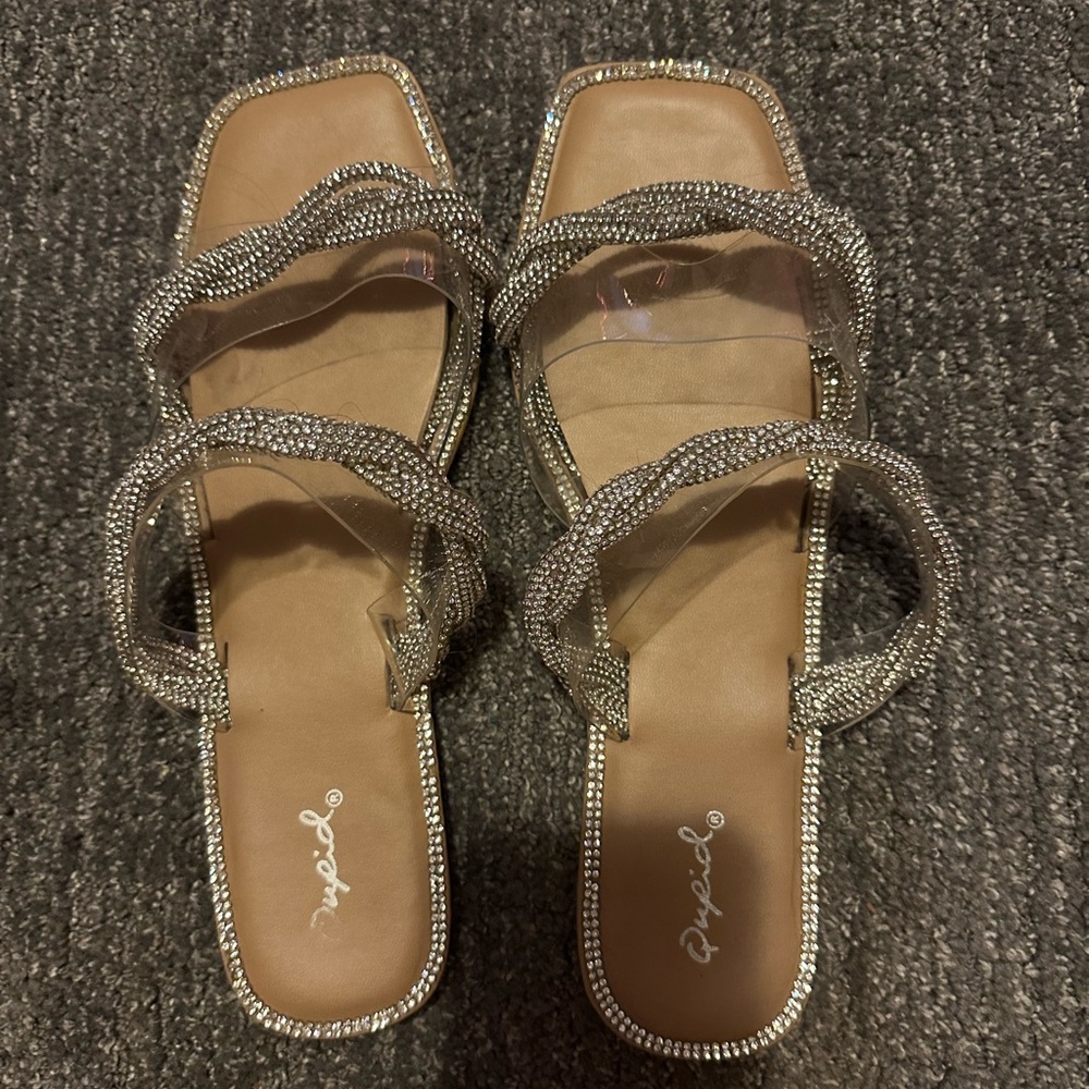 Qupid sandals